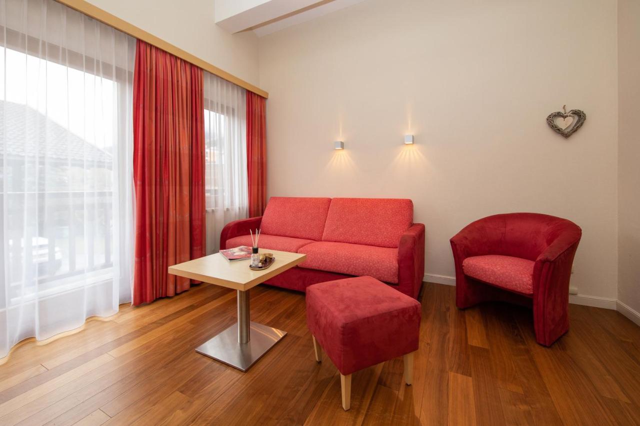 Arabella Golf- Und Ski-Appartement ツェル アム ゼー エクステリア 写真