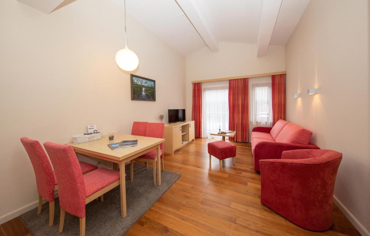 Arabella Golf- Und Ski-Appartement ツェル アム ゼー エクステリア 写真